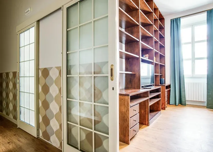 Apartment Lovely In - Volturno *