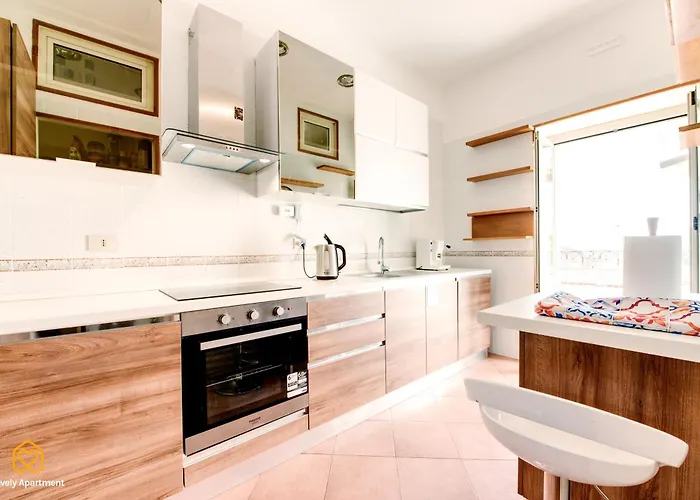 Apartment Lovely In - Volturno
